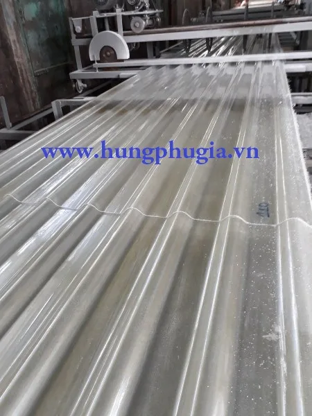 Mua tôn nhựa lấy sáng sợi thủy tinh composite ở đâu?